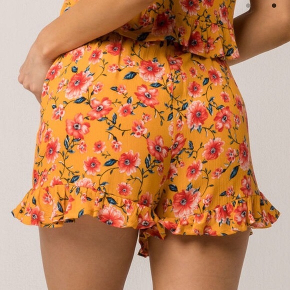 Tilly's Flower Shorts Orange - Picture 3 of 6
